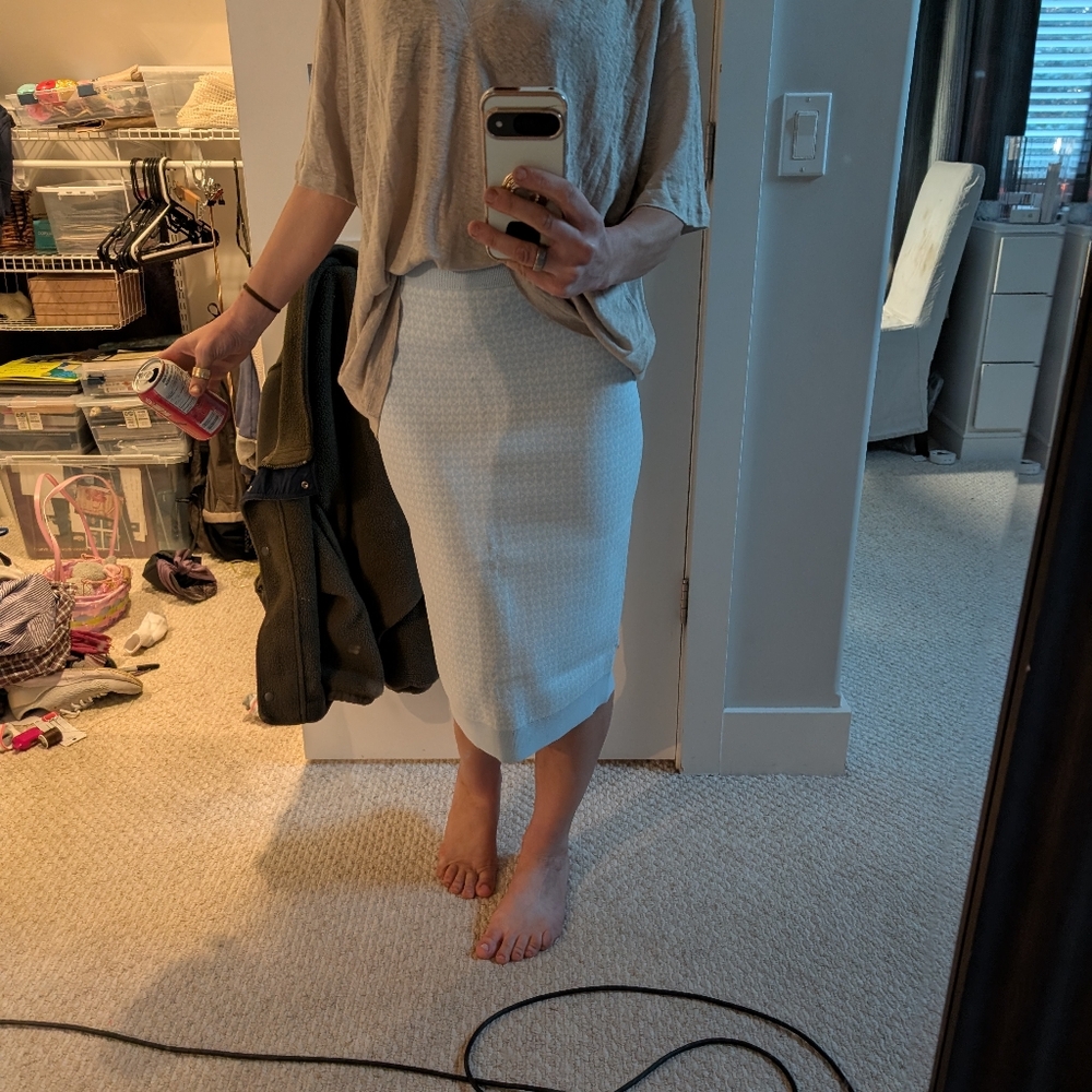 Michael Kors White Textured Pencil Skirt